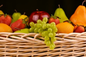 fruit-basket-1114060_1920